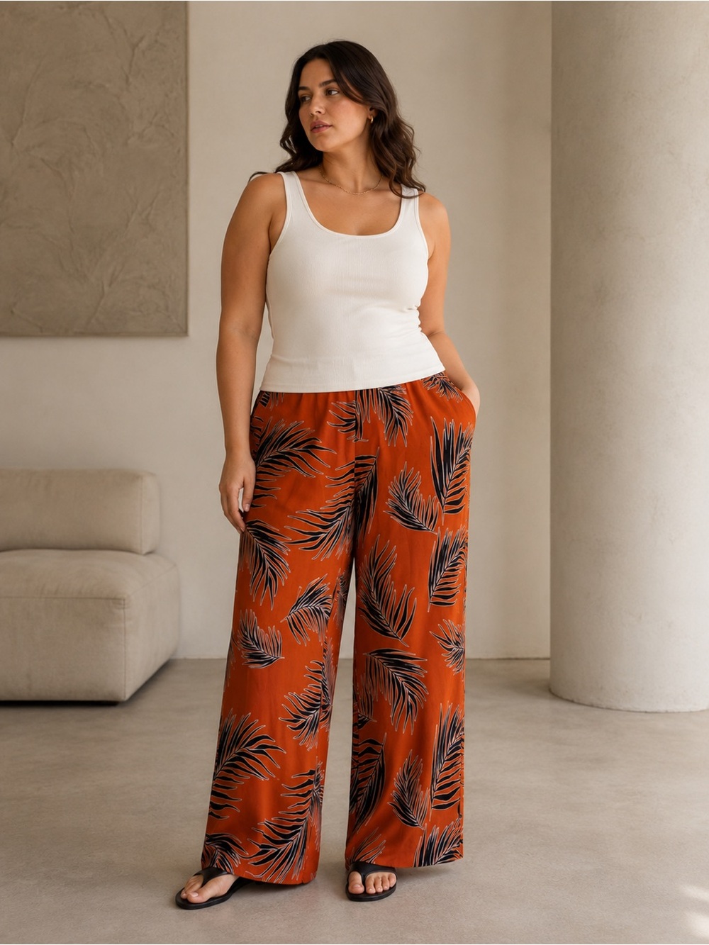 Size 8 Witchery Wide-Leg Tropical Print Pants